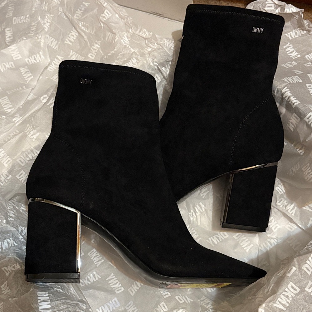 DKNY Elegant Black Heeled Boots